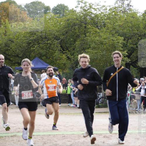 13.09.2026 - Stadtparktriathlon Patografie http://msf.ph/oto/10254292 13.09.2026 10:56:32 Ziel 264, 293, 301 meine-sportfotos.de