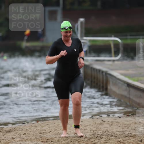 13.09.2026 - Stadtparktriathlon Mo-Foto http://msf.ph/oto/10254293 13.09.2026 10:15:18 Schwimmen 464 meine-sportfotos.de