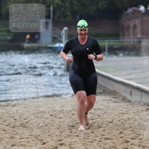 13.09.2026 - Stadtparktriathlon Mo-Foto http://msf.ph/oto/10254298 13.09.2026 10:15:20 Schwimmen 464 meine-sportfotos.de