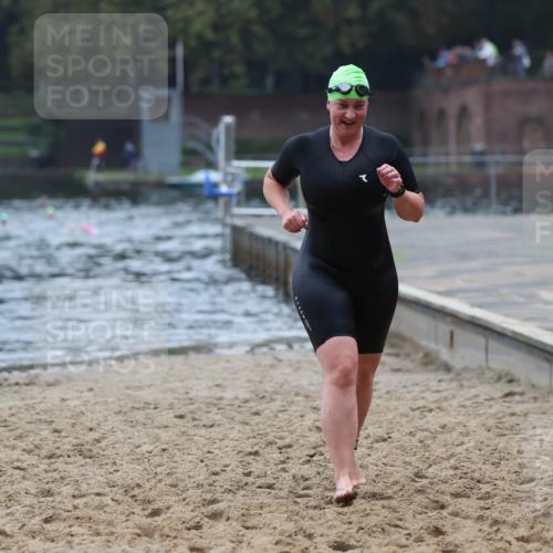 13.09.2026 - Stadtparktriathlon Mo-Foto http://msf.ph/oto/10254302 13.09.2026 10:15:21 Schwimmen 464 meine-sportfotos.de