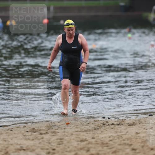 13.09.2026 - Stadtparktriathlon Mo-Foto http://msf.ph/oto/10254305 13.09.2026 10:15:24 Schwimmen 464, 777 meine-sportfotos.de