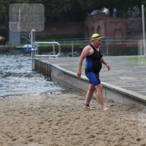13.09.2026 - Stadtparktriathlon Mo-Foto http://msf.ph/oto/10254324 13.09.2026 10:15:30 Schwimmen 777 meine-sportfotos.de