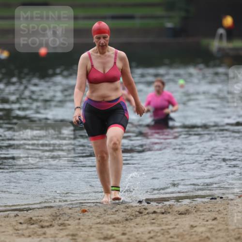 13.09.2026 - Stadtparktriathlon Mo-Foto http://msf.ph/oto/10254339 13.09.2026 10:15:39 Schwimmen 451, 777 meine-sportfotos.de