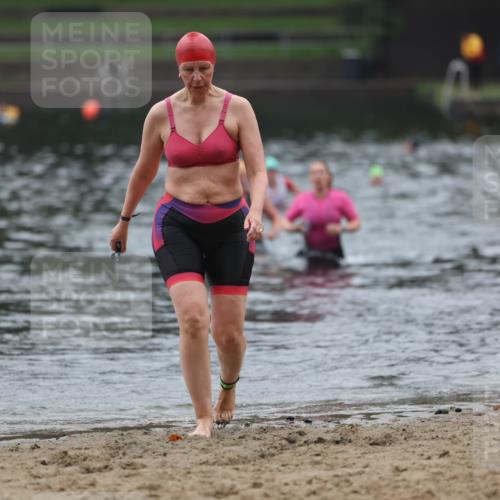 13.09.2026 - Stadtparktriathlon Mo-Foto http://msf.ph/oto/10254342 13.09.2026 10:15:40 Schwimmen 451, 777 meine-sportfotos.de