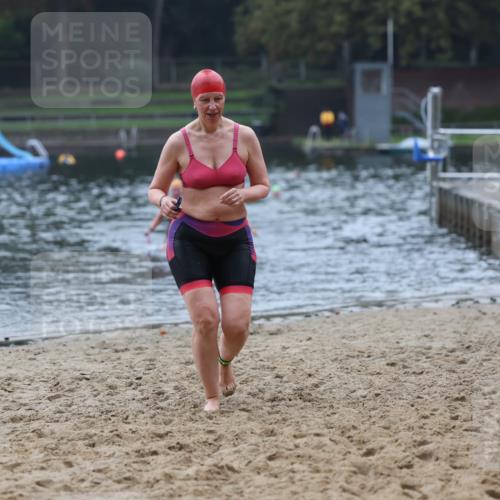 13.09.2026 - Stadtparktriathlon Mo-Foto http://msf.ph/oto/10254355 13.09.2026 10:15:44 Schwimmen 404, 407, 451 meine-sportfotos.de