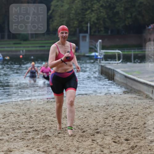 13.09.2026 - Stadtparktriathlon Mo-Foto http://msf.ph/oto/10254359 13.09.2026 10:15:45 Schwimmen 404, 407, 451 meine-sportfotos.de