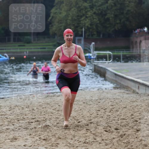 13.09.2026 - Stadtparktriathlon Mo-Foto http://msf.ph/oto/10254361 13.09.2026 10:15:45 Schwimmen 404, 407, 451 meine-sportfotos.de