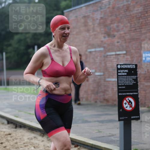 13.09.2026 - Stadtparktriathlon Mo-Foto http://msf.ph/oto/10254372 13.09.2026 10:15:47 Schwimmen 404, 407, 451 meine-sportfotos.de