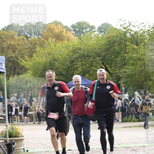 13.09.2026 - Stadtparktriathlon Patografie http://msf.ph/oto/10254385 13.09.2026 10:59:28 Ziel 286 meine-sportfotos.de