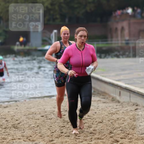 13.09.2026 - Stadtparktriathlon Mo-Foto http://msf.ph/oto/10254389 13.09.2026 10:15:54 Schwimmen 404, 407 meine-sportfotos.de