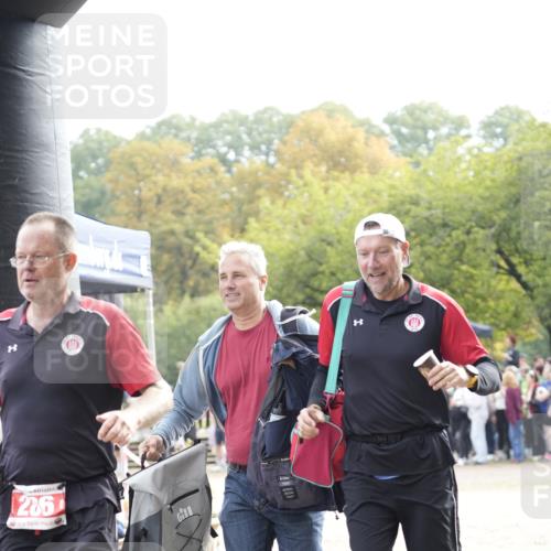 13.09.2026 - Stadtparktriathlon Patografie http://msf.ph/oto/10254390 13.09.2026 10:59:29 Ziel 286 meine-sportfotos.de