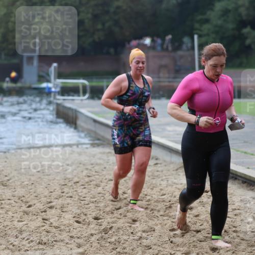 13.09.2026 - Stadtparktriathlon Mo-Foto http://msf.ph/oto/10254396 13.09.2026 10:15:56 Schwimmen 404, 407, 466 meine-sportfotos.de