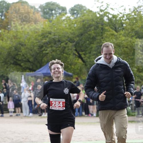 13.09.2026 - Stadtparktriathlon Patografie http://msf.ph/oto/10254403 13.09.2026 10:59:48 Ziel 284 meine-sportfotos.de