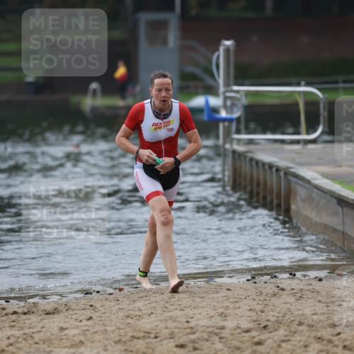 13.09.2026 - Stadtparktriathlon Mo-Foto http://msf.ph/oto/10254409 13.09.2026 10:16:03 Schwimmen 466 meine-sportfotos.de