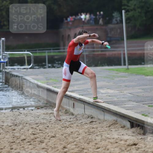 13.09.2026 - Stadtparktriathlon Mo-Foto http://msf.ph/oto/10254421 13.09.2026 10:16:05 Schwimmen 466 meine-sportfotos.de