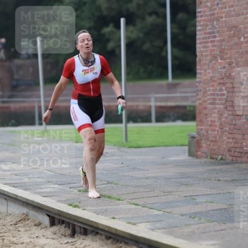 13.09.2026 - Stadtparktriathlon Mo-Foto http://msf.ph/oto/10254433 13.09.2026 10:16:07 Schwimmen 466 meine-sportfotos.de