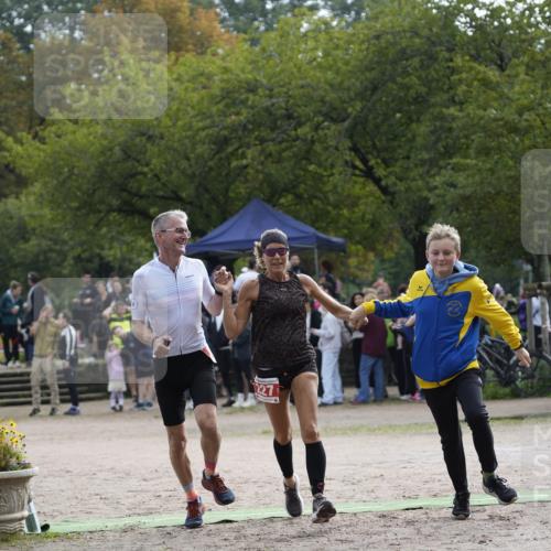 13.09.2026 - Stadtparktriathlon Patografie http://msf.ph/oto/10254443 13.09.2026 11:00:26 Ziel 227 meine-sportfotos.de