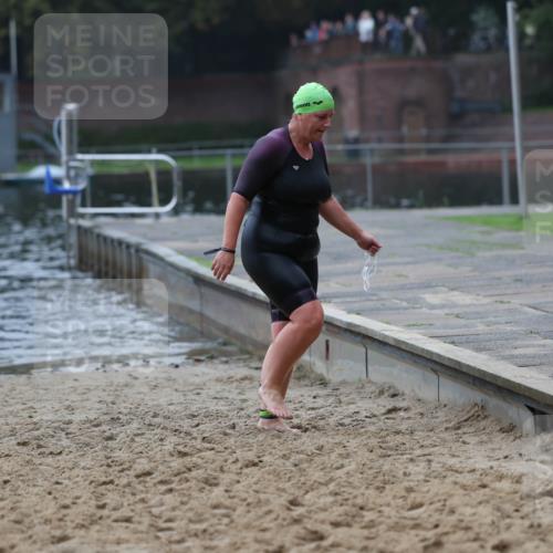 13.09.2026 - Stadtparktriathlon Mo-Foto http://msf.ph/oto/10254464 13.09.2026 10:16:22 Schwimmen 382, 394 meine-sportfotos.de