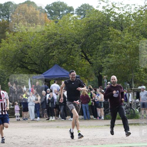 13.09.2026 - Stadtparktriathlon Patografie http://msf.ph/oto/10254466 13.09.2026 11:00:36 Ziel 317 meine-sportfotos.de