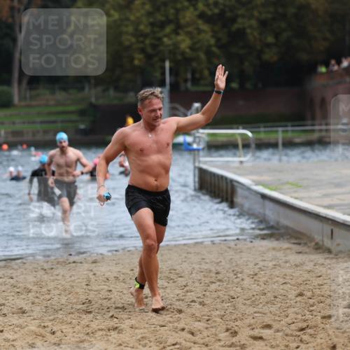 13.09.2026 - Stadtparktriathlon Mo-Foto http://msf.ph/oto/10254469 13.09.2026 11:32:01 Schwimmen 865, 870, 882, 896, 904, 911, 935 meine-sportfotos.de