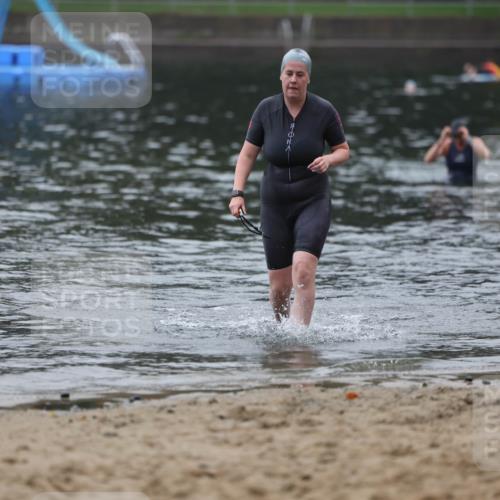 13.09.2026 - Stadtparktriathlon Mo-Foto http://msf.ph/oto/10254473 13.09.2026 10:16:29 Schwimmen 382, 394 meine-sportfotos.de