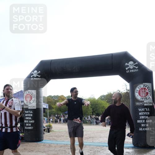 13.09.2026 - Stadtparktriathlon Patografie http://msf.ph/oto/10254488 13.09.2026 11:00:41 Ziel 317 meine-sportfotos.de
