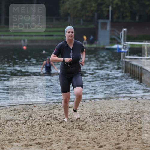 13.09.2026 - Stadtparktriathlon Mo-Foto http://msf.ph/oto/10254490 13.09.2026 10:16:33 Schwimmen 382 meine-sportfotos.de