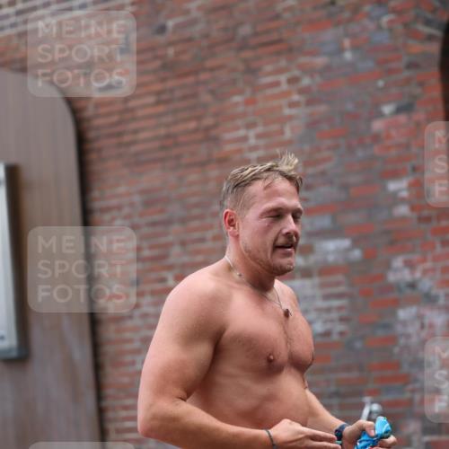 13.09.2026 - Stadtparktriathlon Mo-Foto http://msf.ph/oto/10254494 13.09.2026 11:32:04 Schwimmen 865, 882, 896, 904, 911, 935 meine-sportfotos.de