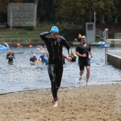 13.09.2026 - Stadtparktriathlon Mo-Foto http://msf.ph/oto/10254515 13.09.2026 11:32:08 Schwimmen 865, 896, 905, 907, 911, 935 meine-sportfotos.de