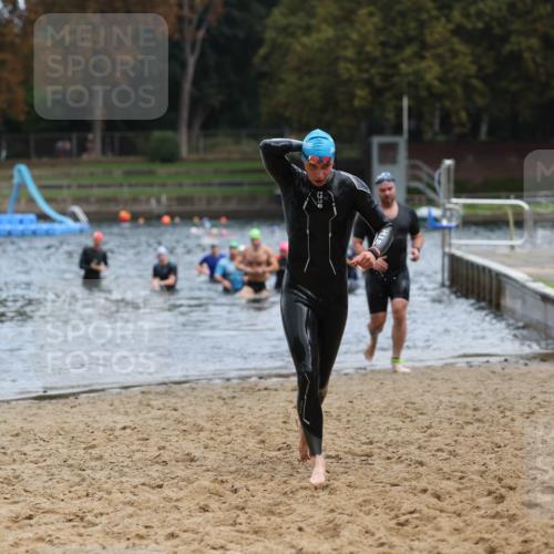 13.09.2026 - Stadtparktriathlon Mo-Foto http://msf.ph/oto/10254518 13.09.2026 11:32:08 Schwimmen 865, 896, 905, 907, 911, 935 meine-sportfotos.de