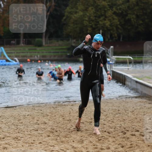13.09.2026 - Stadtparktriathlon Mo-Foto http://msf.ph/oto/10254521 13.09.2026 11:32:09 Schwimmen 865, 896, 905, 907, 911, 923, 935, 939 meine-sportfotos.de