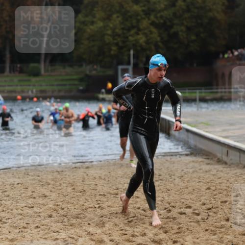 13.09.2026 - Stadtparktriathlon Mo-Foto http://msf.ph/oto/10254524 13.09.2026 11:32:09 Schwimmen 865, 896, 905, 907, 911, 923, 935, 939 meine-sportfotos.de