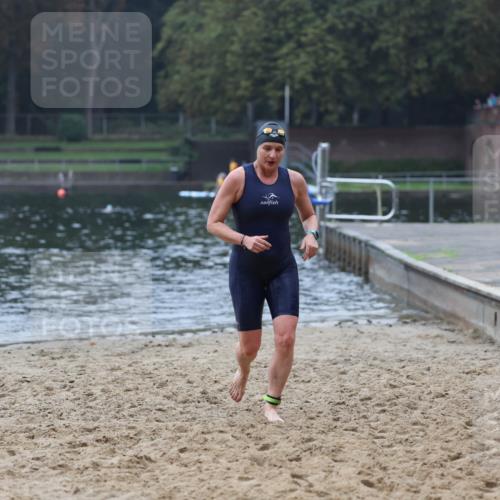 13.09.2026 - Stadtparktriathlon Mo-Foto http://msf.ph/oto/10254532 13.09.2026 10:16:53 Schwimmen 376 meine-sportfotos.de