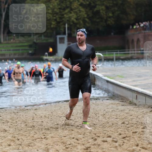 13.09.2026 - Stadtparktriathlon Mo-Foto http://msf.ph/oto/10254534 13.09.2026 11:32:11 Schwimmen 836, 857, 896, 905, 907, 923, 935, 939 meine-sportfotos.de