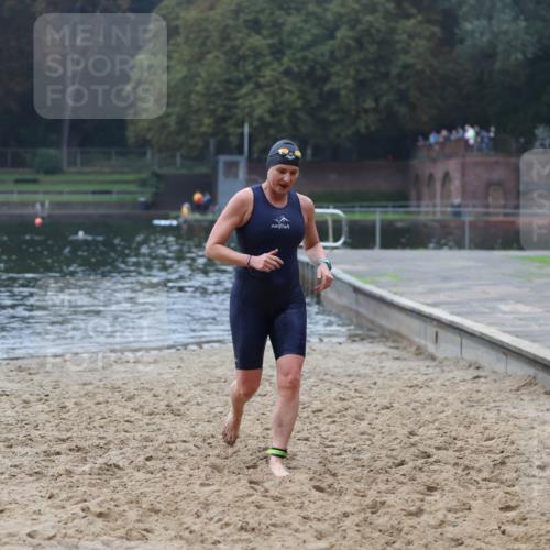 13.09.2026 - Stadtparktriathlon Mo-Foto http://msf.ph/oto/10254538 13.09.2026 10:16:53 Schwimmen 376 meine-sportfotos.de