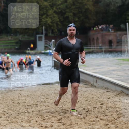 13.09.2026 - Stadtparktriathlon Mo-Foto http://msf.ph/oto/10254539 13.09.2026 11:32:12 Schwimmen 836, 857, 896, 905, 907, 923, 935, 939 meine-sportfotos.de