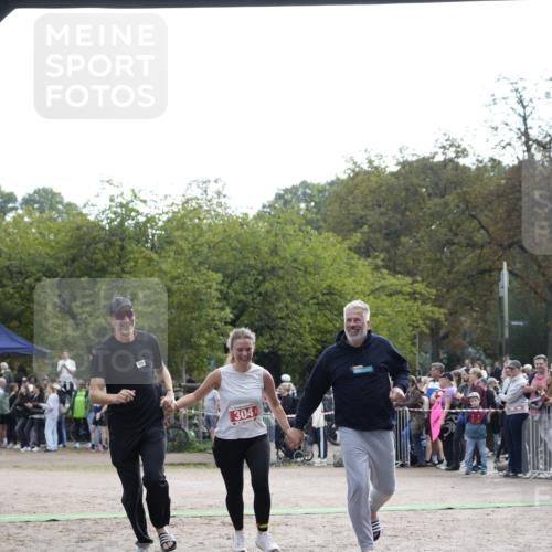 13.09.2026 - Stadtparktriathlon Patografie http://msf.ph/oto/10254542 13.09.2026 11:01:48 Ziel 304, 316, 335 meine-sportfotos.de