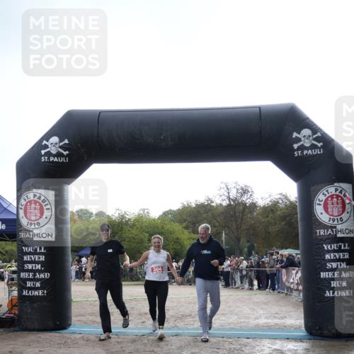 13.09.2026 - Stadtparktriathlon Patografie http://msf.ph/oto/10254547 13.09.2026 11:01:50 Ziel 304, 316 meine-sportfotos.de