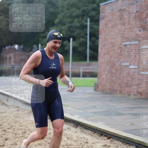 13.09.2026 - Stadtparktriathlon Mo-Foto http://msf.ph/oto/10254548 13.09.2026 10:16:55 Schwimmen 376 meine-sportfotos.de