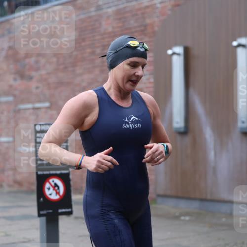 13.09.2026 - Stadtparktriathlon Mo-Foto http://msf.ph/oto/10254558 13.09.2026 10:16:56 Schwimmen 376 meine-sportfotos.de