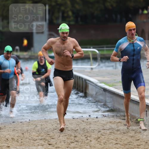 13.09.2026 - Stadtparktriathlon Mo-Foto http://msf.ph/oto/10254561 13.09.2026 11:32:19 Schwimmen 836, 842, 844, 857, 858, 860, 866, 905, 907, 923, 939, 945, 946 meine-sportfotos.de