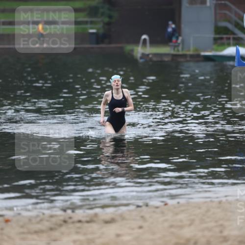 13.09.2026 - Stadtparktriathlon Mo-Foto http://msf.ph/oto/10254563 13.09.2026 10:18:11 Schwimmen 361 meine-sportfotos.de