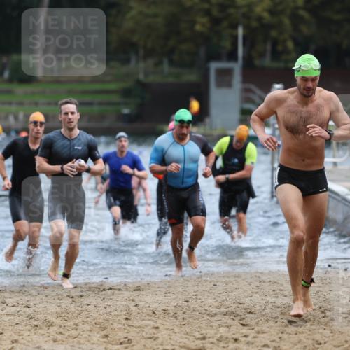 13.09.2026 - Stadtparktriathlon Mo-Foto http://msf.ph/oto/10254567 13.09.2026 11:32:20 Schwimmen 836, 842, 844, 857, 858, 860, 866, 905, 907, 923, 939, 945, 946 meine-sportfotos.de