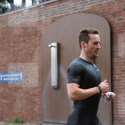 13.09.2026 - Stadtparktriathlon Mo-Foto http://msf.ph/oto/10254608 13.09.2026 11:32:25 Schwimmen 836, 842, 844, 857, 858, 860, 866, 905, 907, 923, 939, 945, 946 meine-sportfotos.de