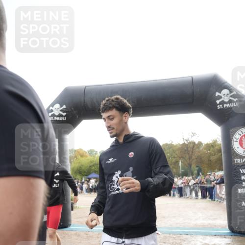 13.09.2026 - Stadtparktriathlon Patografie http://msf.ph/oto/10254610 13.09.2026 11:02:12 Ziel 309, 337 meine-sportfotos.de