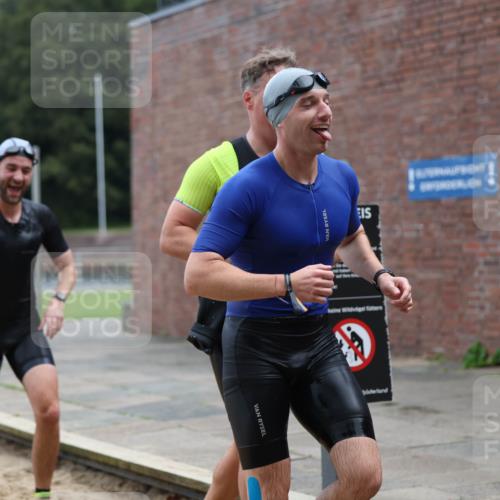 13.09.2026 - Stadtparktriathlon Mo-Foto http://msf.ph/oto/10254625 13.09.2026 11:32:28 Schwimmen 835, 836, 842, 844, 857, 858, 860, 866, 945, 946 meine-sportfotos.de
