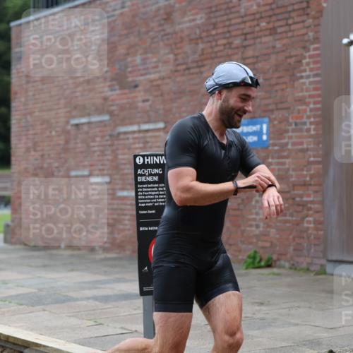 13.09.2026 - Stadtparktriathlon Mo-Foto http://msf.ph/oto/10254632 13.09.2026 11:32:29 Schwimmen 835, 842, 844, 857, 858, 860, 866, 945, 946 meine-sportfotos.de