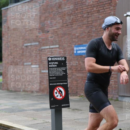 13.09.2026 - Stadtparktriathlon Mo-Foto http://msf.ph/oto/10254634 13.09.2026 11:32:29 Schwimmen 835, 842, 844, 857, 858, 860, 866, 945, 946 meine-sportfotos.de