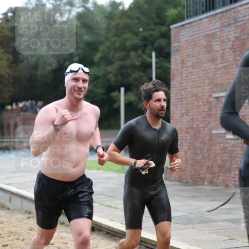 13.09.2026 - Stadtparktriathlon Mo-Foto http://msf.ph/oto/10254645 13.09.2026 11:32:31 Schwimmen 835, 842, 844, 858, 860, 866, 945, 946 meine-sportfotos.de