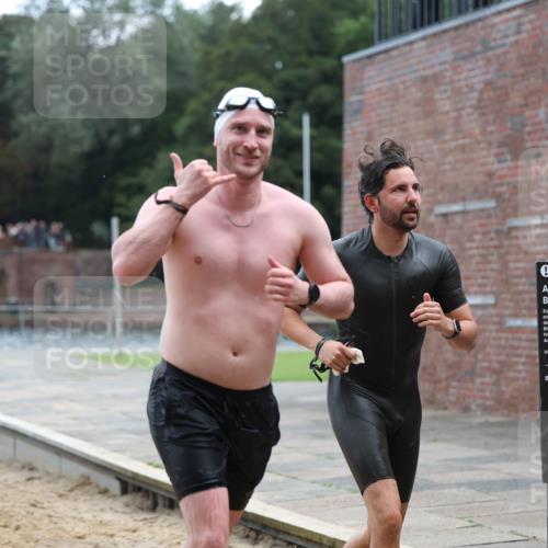 13.09.2026 - Stadtparktriathlon Mo-Foto http://msf.ph/oto/10254646 13.09.2026 11:32:31 Schwimmen 835, 842, 844, 858, 860, 866, 945, 946 meine-sportfotos.de